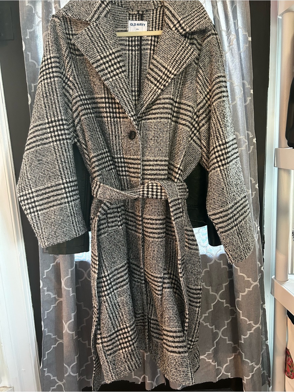 Old Navy Black & White Plaid Belted Coat